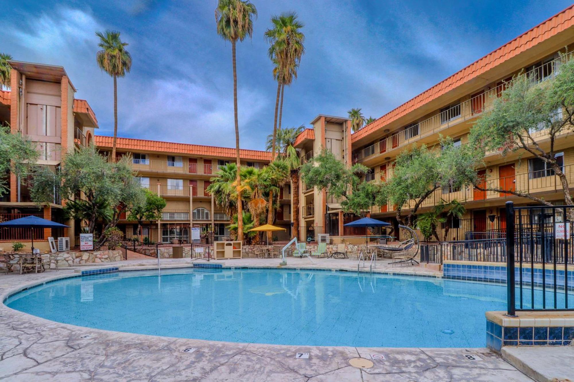 Motel 6 Phoenix, Az - Sky Harbor Luaran gambar